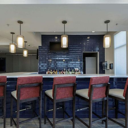 Hilton Garden Inn Elkhart Ngoại thất bức ảnh