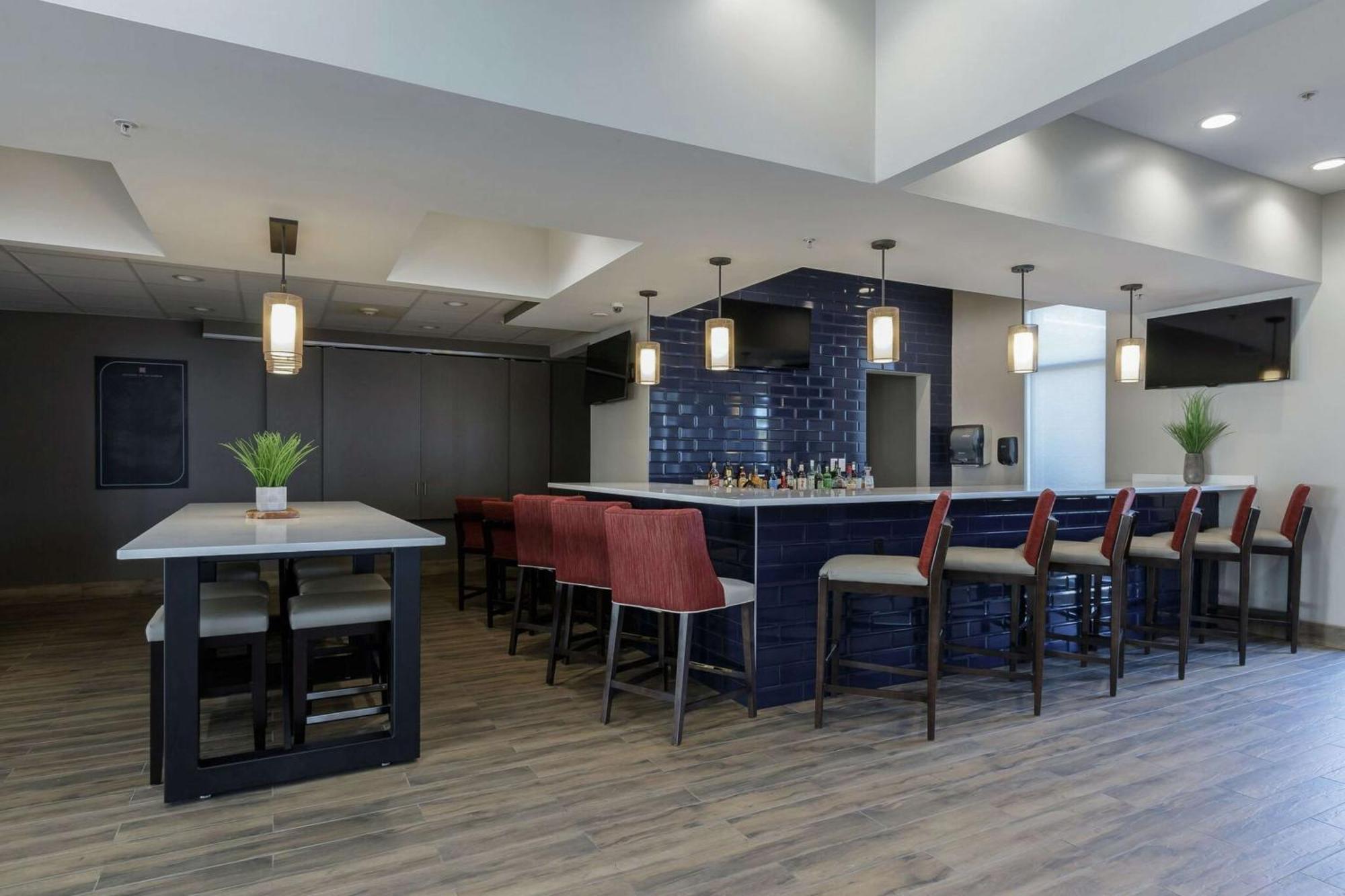 Hilton Garden Inn Elkhart Ngoại thất bức ảnh