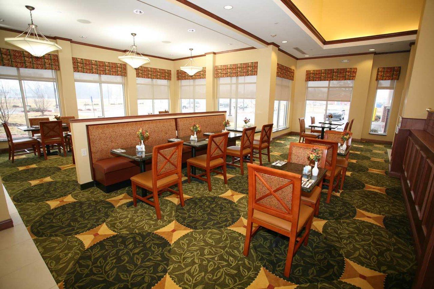 Hilton Garden Inn Elkhart Ngoại thất bức ảnh